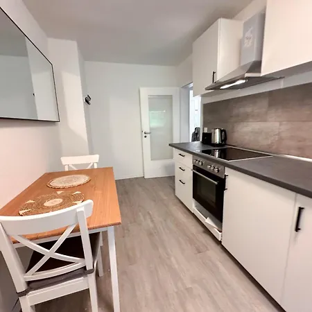 公寓 Self-check-in Aprtmnt With Beautiful, Big Kitchen, Bed 埃森