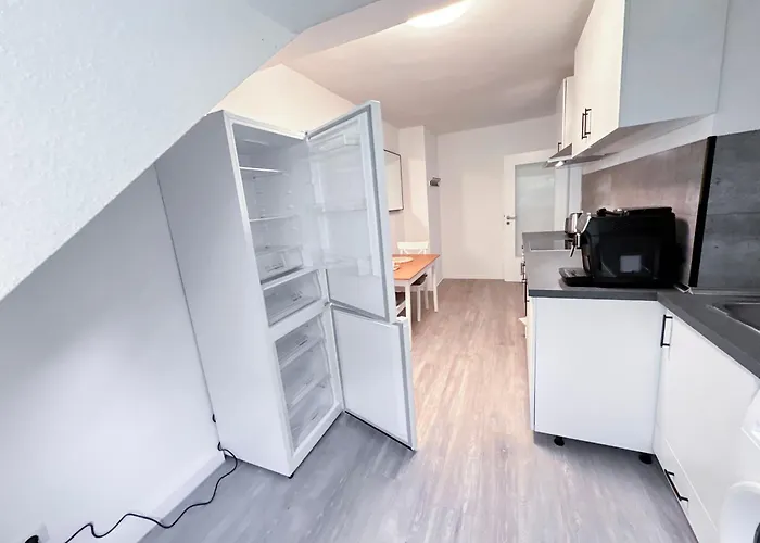 Self-check-in Aprtmnt With Beautiful, Big Kitchen, Bed דירה *